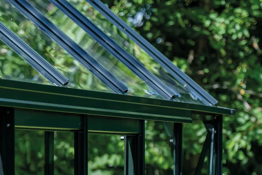 Capping - ICON Planthouse 8 · 9.7 m² (8' x 12') 3 mm Toughened Glass